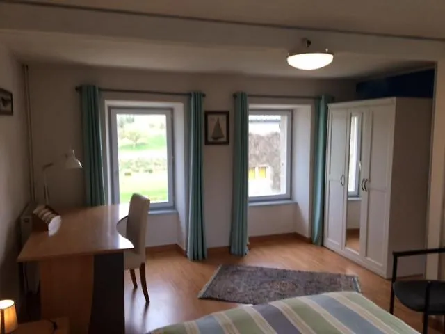 Pensión Maison Partagee - Moulin De Kerellec Plougoulm Francia
